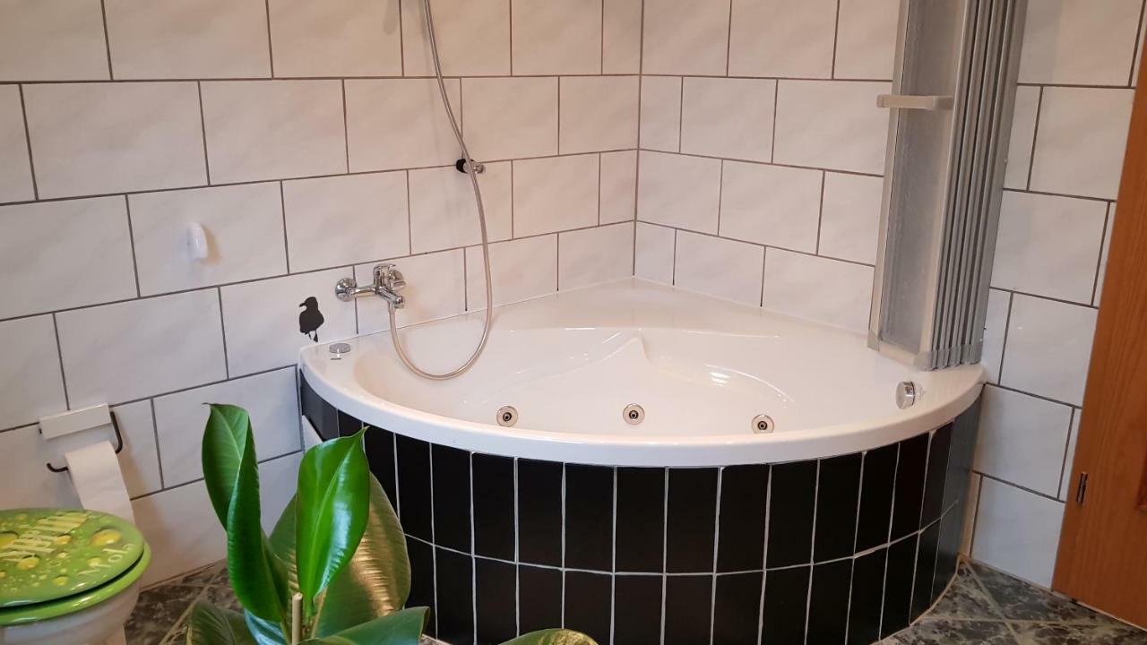 Ferienwohnung-Kormann Schkopau Екстер'єр фото