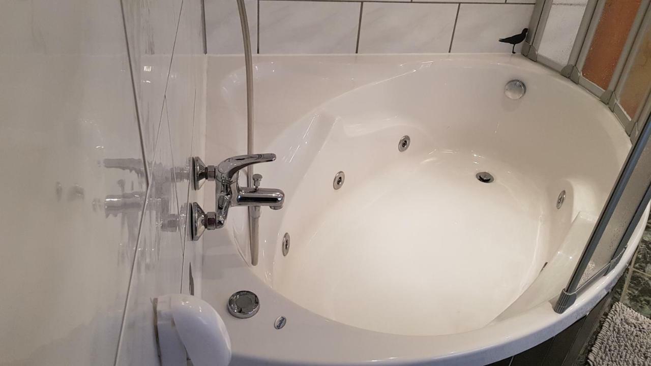 Ferienwohnung-Kormann Schkopau Екстер'єр фото